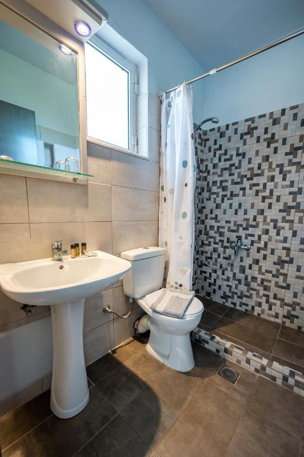 Tigaki Jonathan Studio Apartments מראה חיצוני תמונה