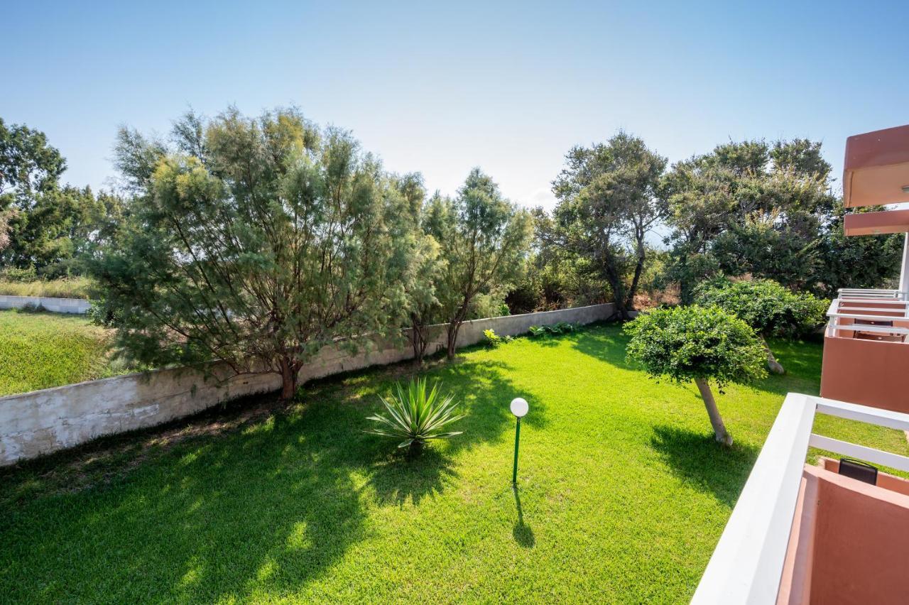 Tigaki Jonathan Studio Apartments מראה חיצוני תמונה