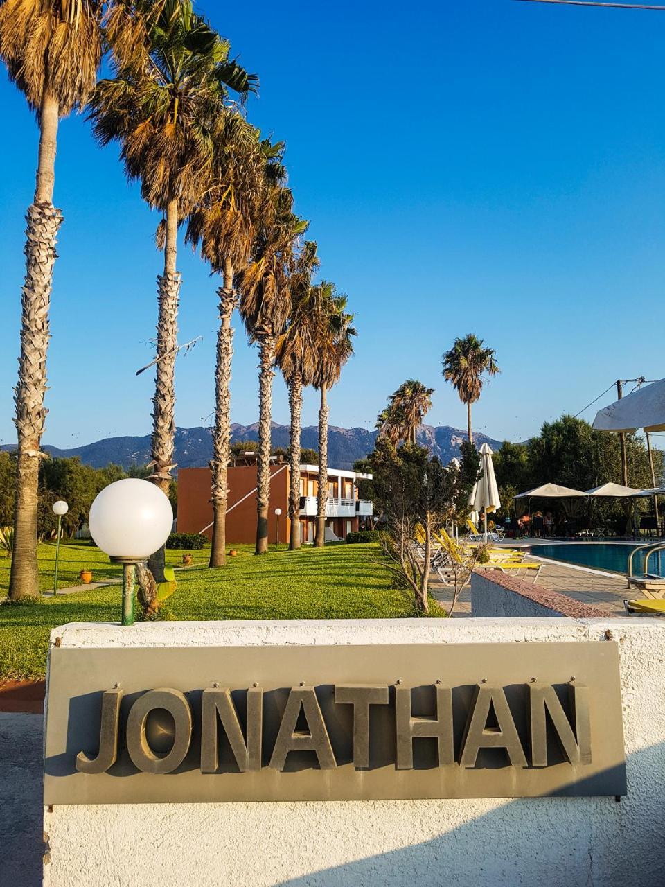 Tigaki Jonathan Studio Apartments מראה חיצוני תמונה